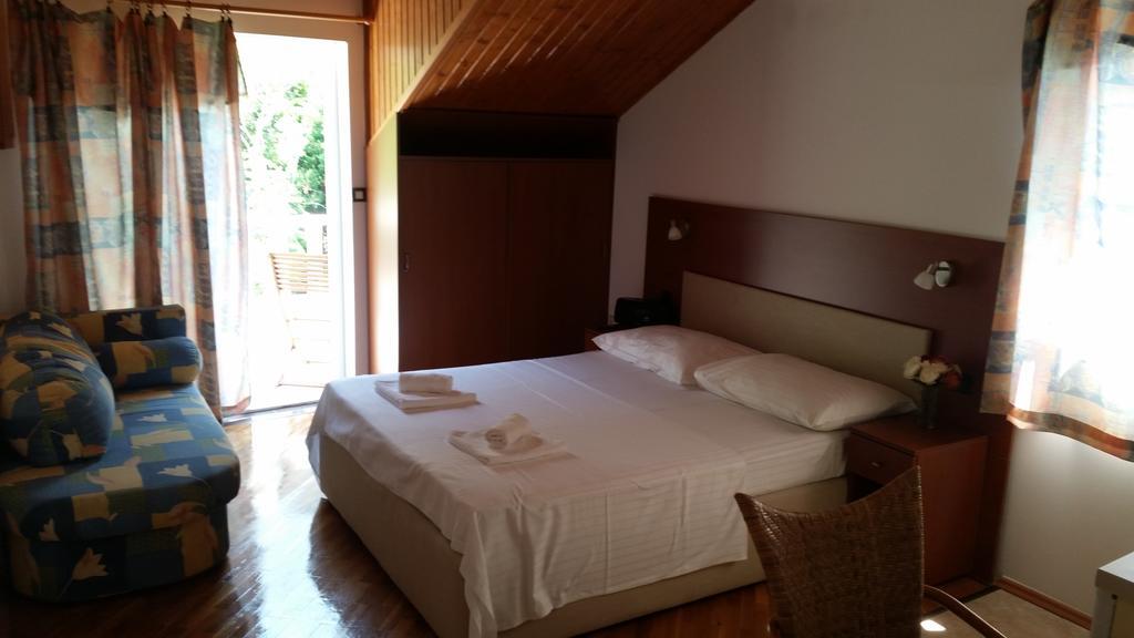 Apartments Vile Holiday Živogošće Szoba fotó
