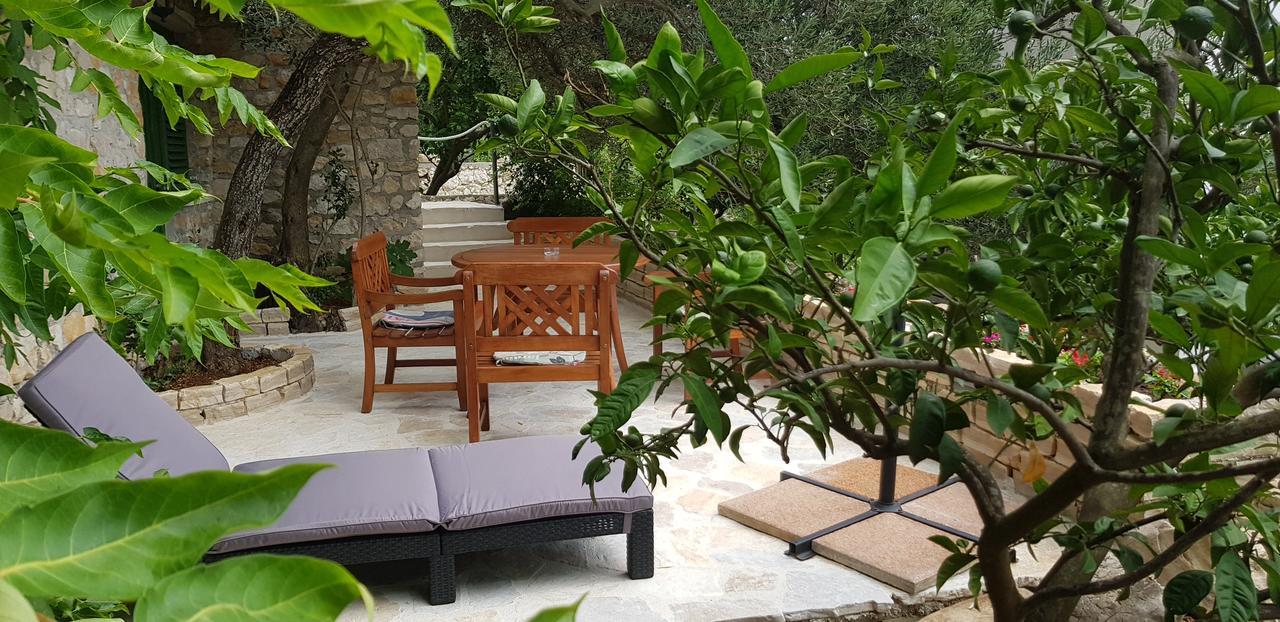 Apartments Vile Holiday Živogošće Kültér fotó